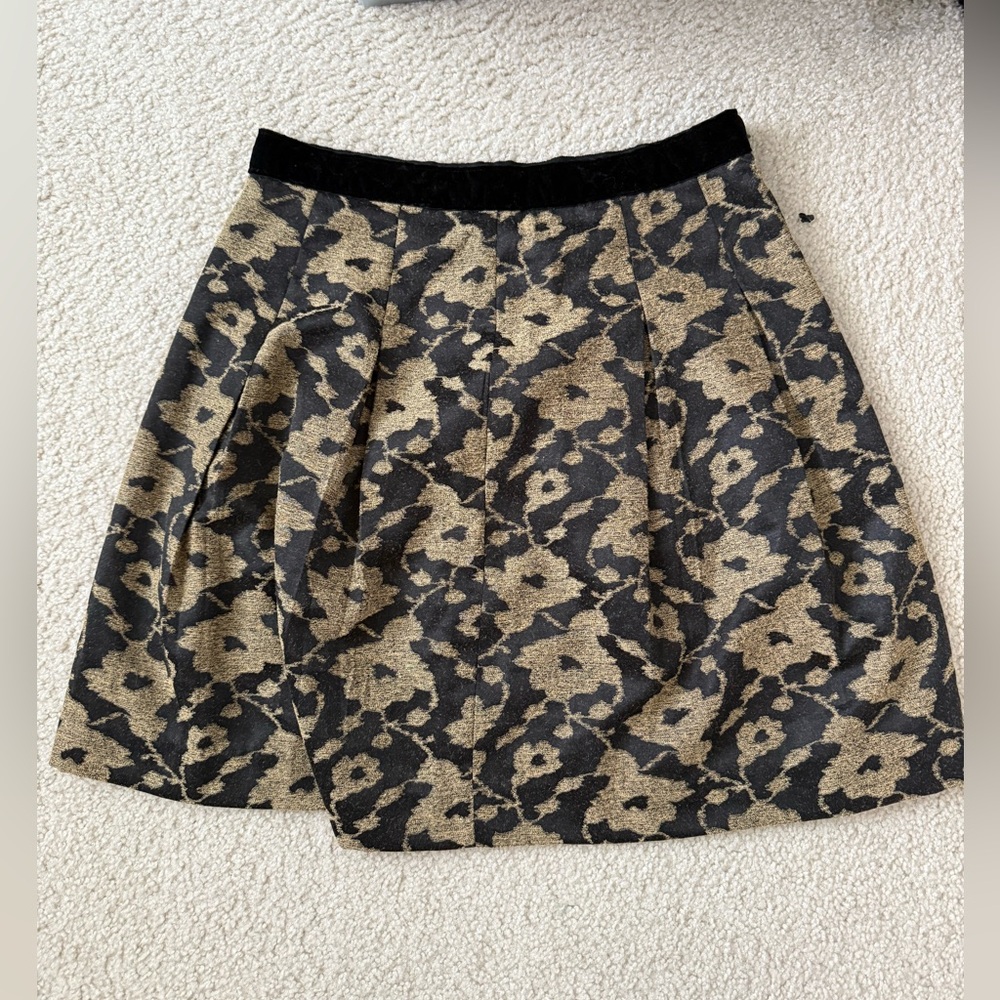 LOFT Black and Gold Patterned Mini Skirt